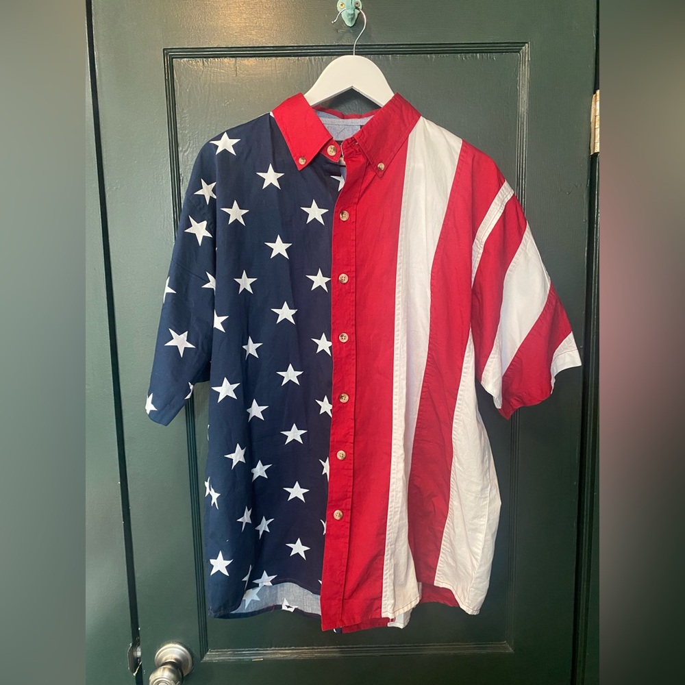 Cotton Traders Sport American flag short sleeve button down shirt